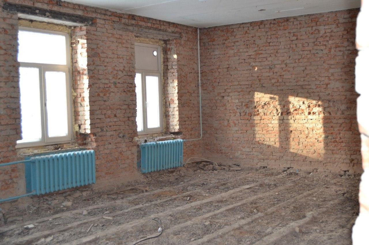 Фото При поддержке «Единой России» в Болотном капитально ремонтируют школу №16 3